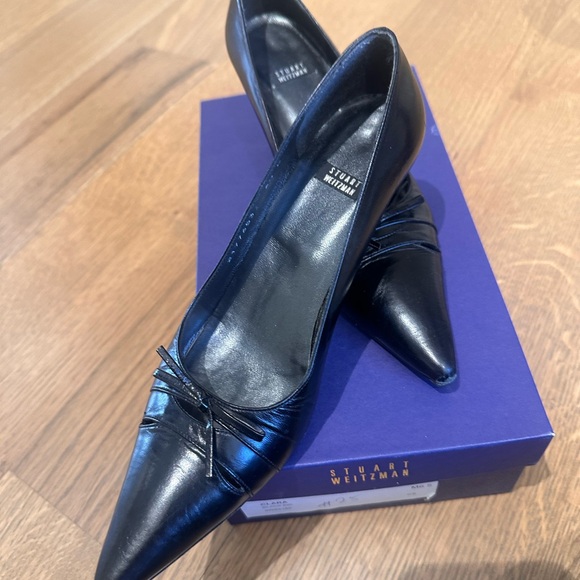 Stuart Weitzman Black Women's Shoes - Picture 6 of 8